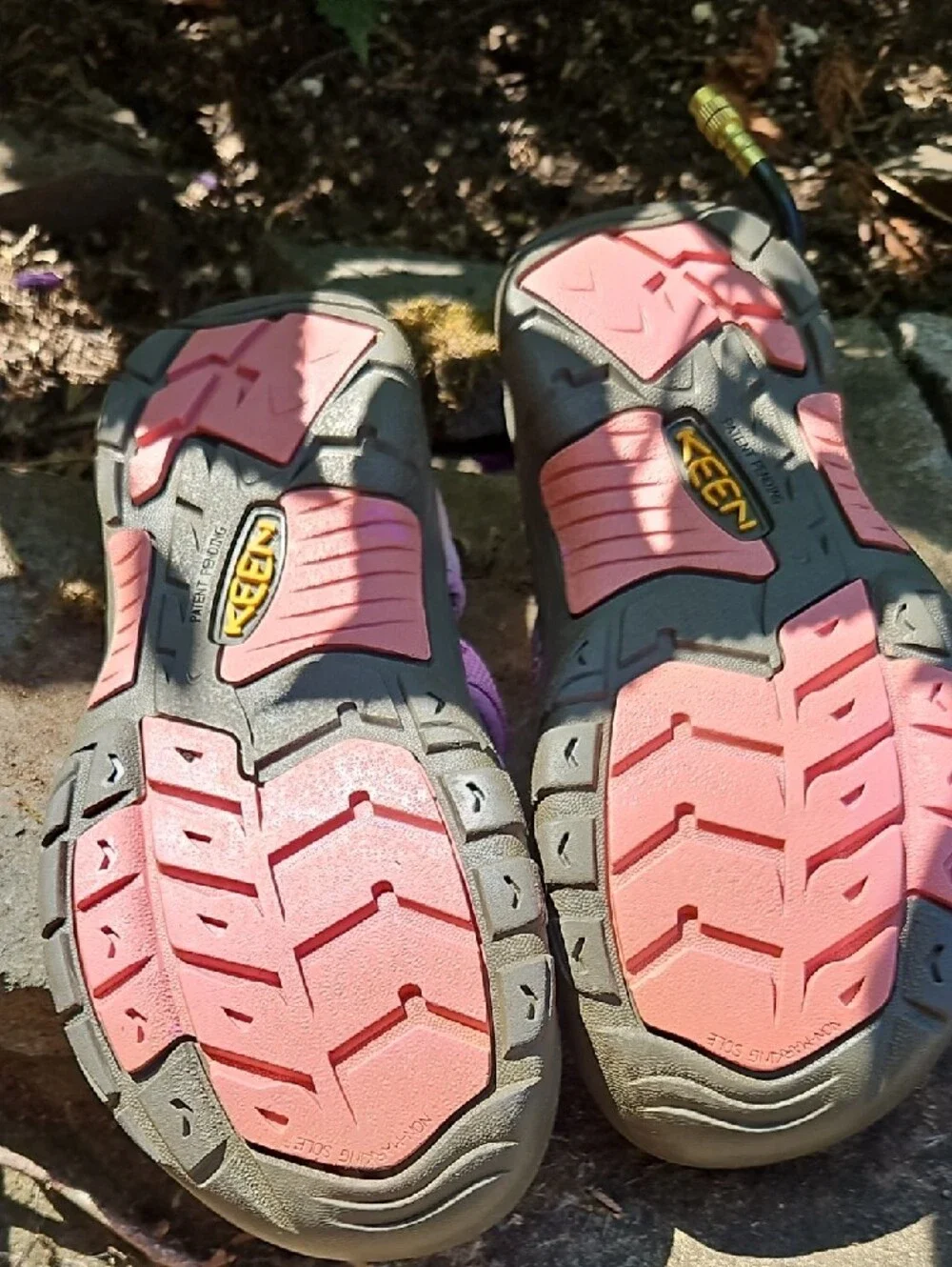 Keen Pink Camo Closed-Toe Hiking Sandals Water Shoes Size 3 Durable
